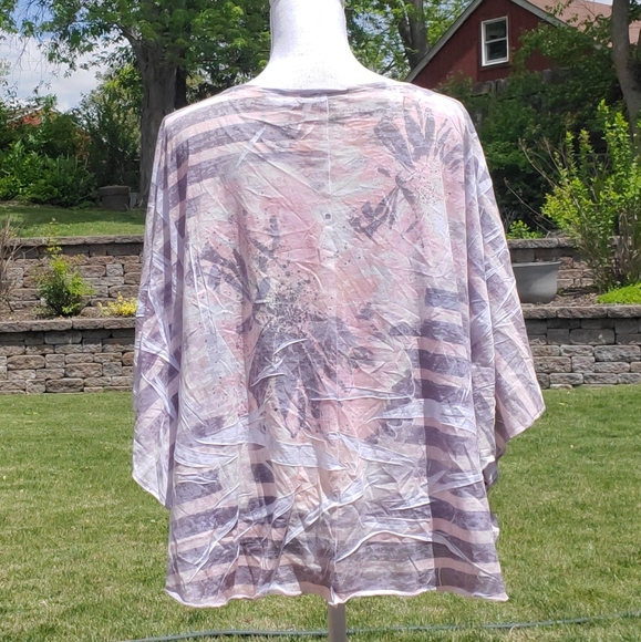 🌟 3 for $15 Deal! 🌟INC pink white rhinestones batwings top 3X - Picture 5 of 6